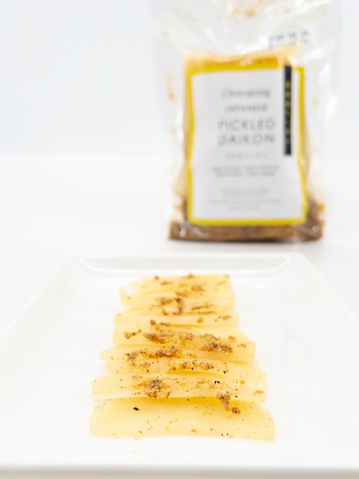 Takuan – Daikonradijs in pekel – 100 g – Clearspring